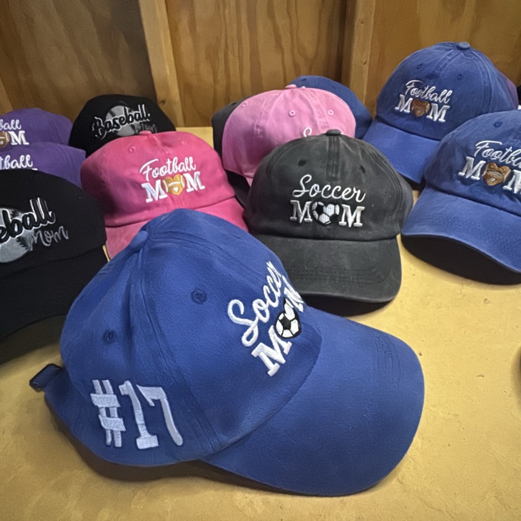 ADJUSTABLE "SPORTS MOM" CAP