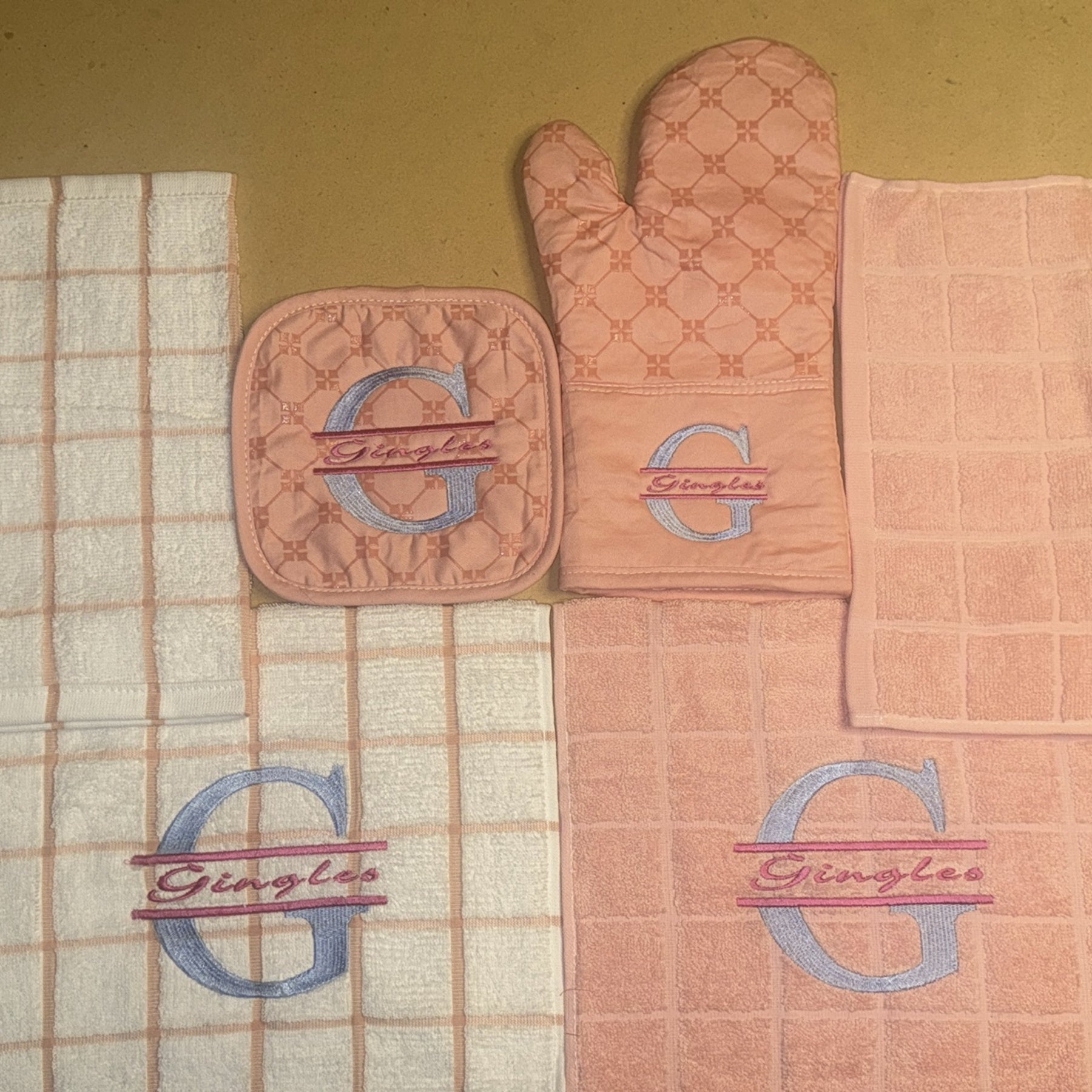 KITCHEN SET WITH MONOGRAM